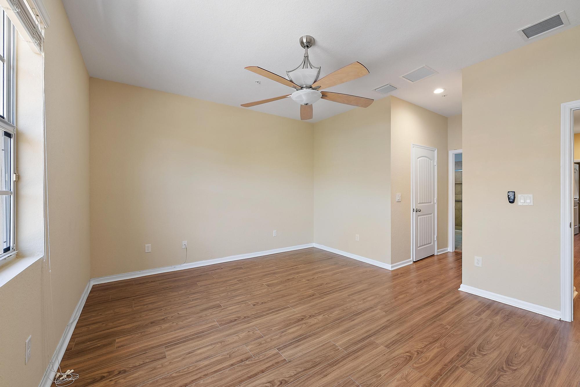259 Southwest 7th Court Pompano Beach, FL 33060 - Photo 10 of 20 259 SW 7th Ct-9