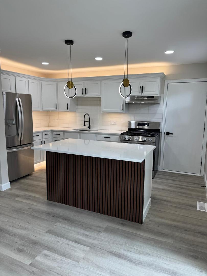 144 North Pinecrest Road Bolingbrook, IL 60440 - Photo 14 of 19 Gallery Image 14
