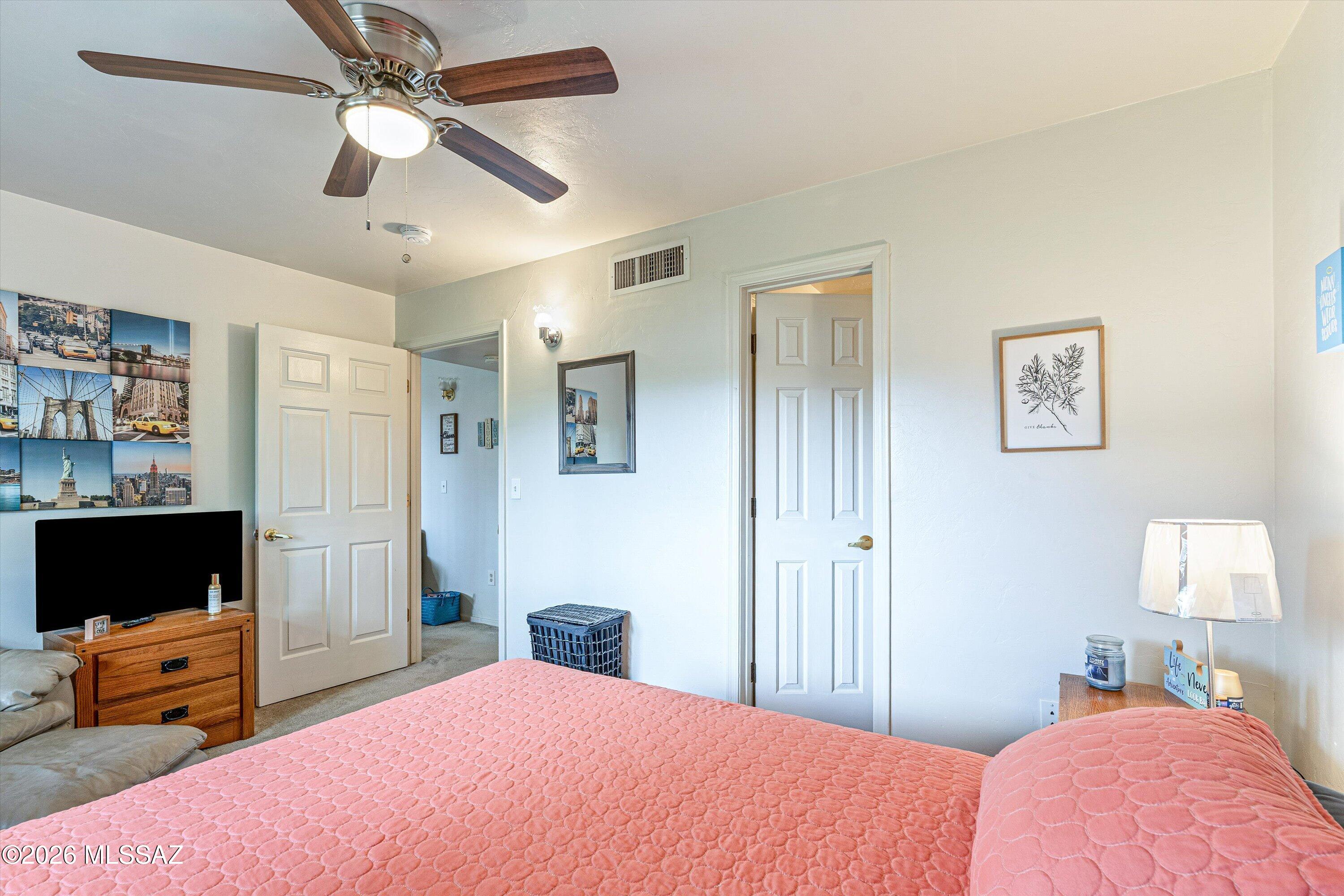 350 North Silverbell Road, Unit 137 Tucson, AZ 85745 - Photo 21 of 35 20-Primary Bedroom