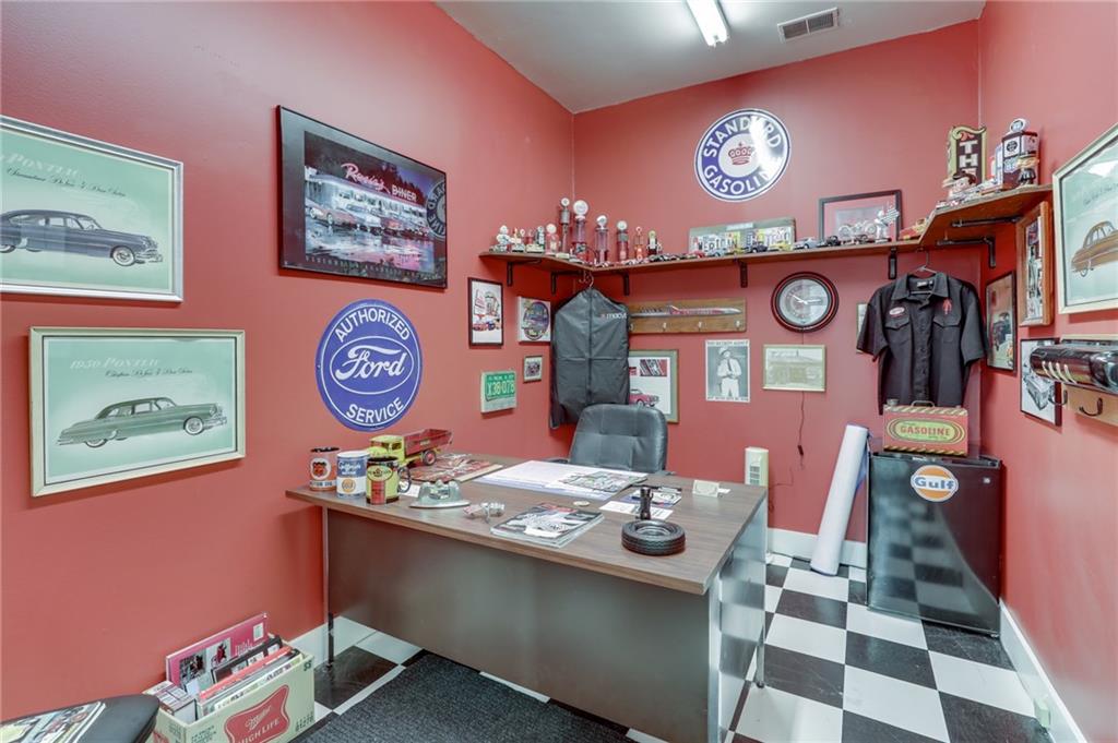 3806 Ferguson Road Indianapolis, IN 46239 - Photo 36 of 43 Gallery Image 36