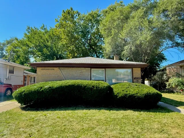 $193,000 | 15530 University Avenue, Dolton, IL 60419