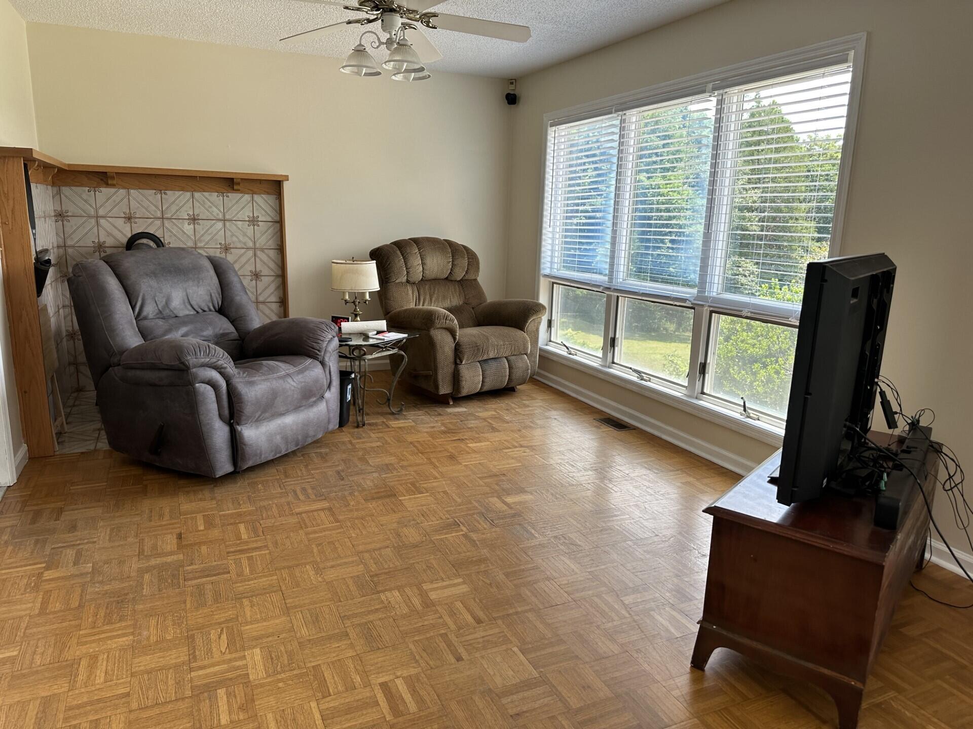 237 Cedar Creek Road Greeneville, TN 37743 - Photo 18 of 99 thumbnail_IMG_1759