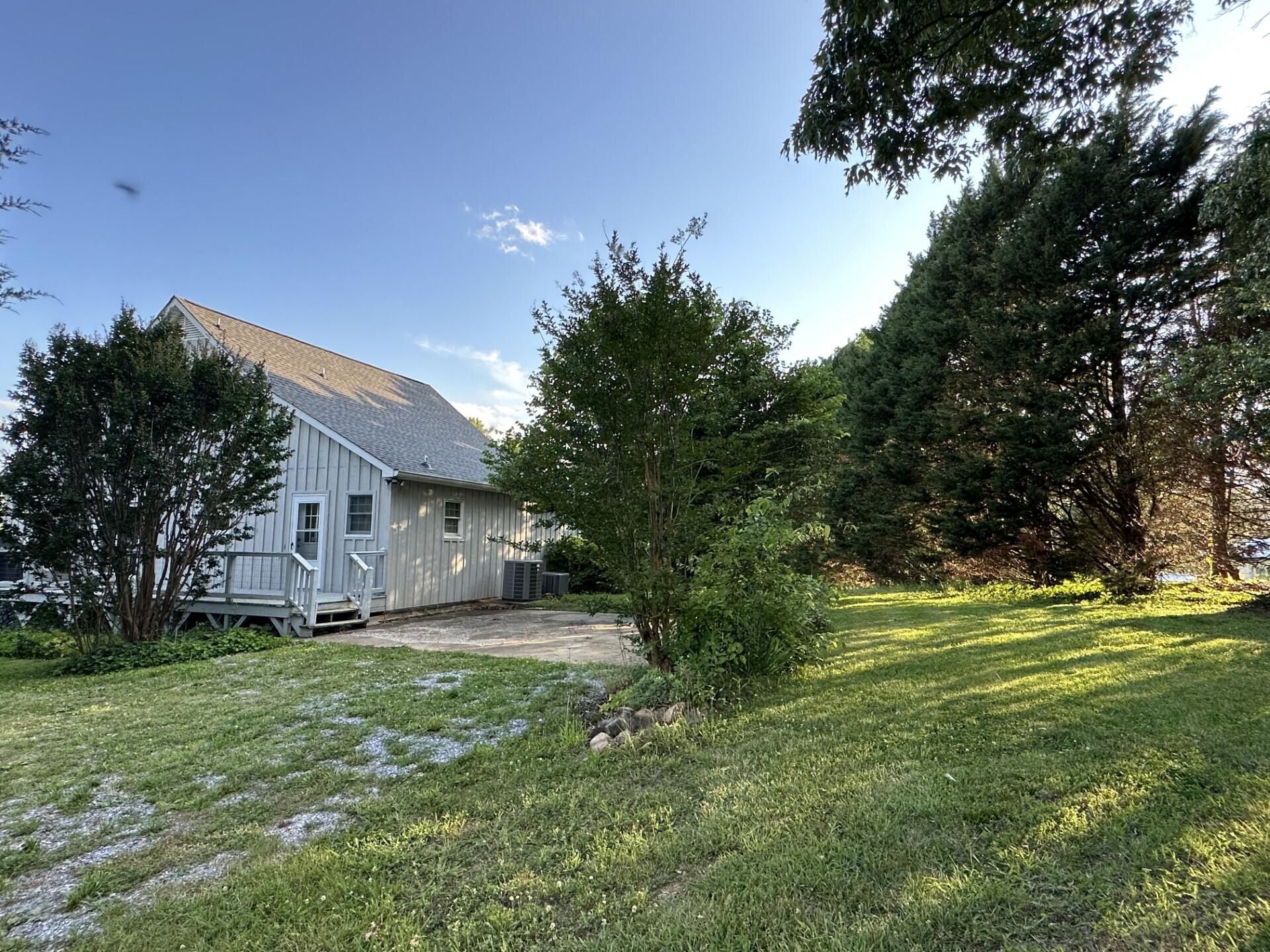237 Cedar Creek Road Greeneville, TN 37743 - Photo 59 of 99 thumbnail_IMG_1086