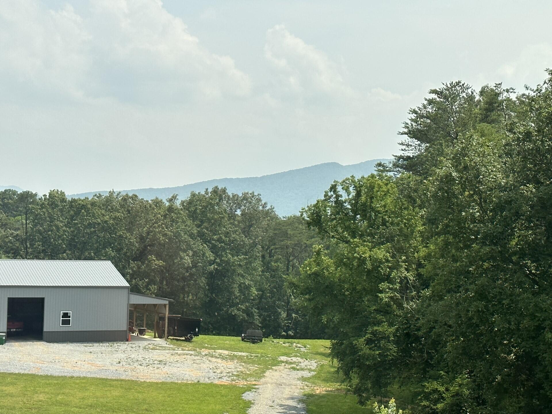 237 Cedar Creek Road Greeneville, TN 37743 - Photo 61 of 99 thumbnail_IMG_0892