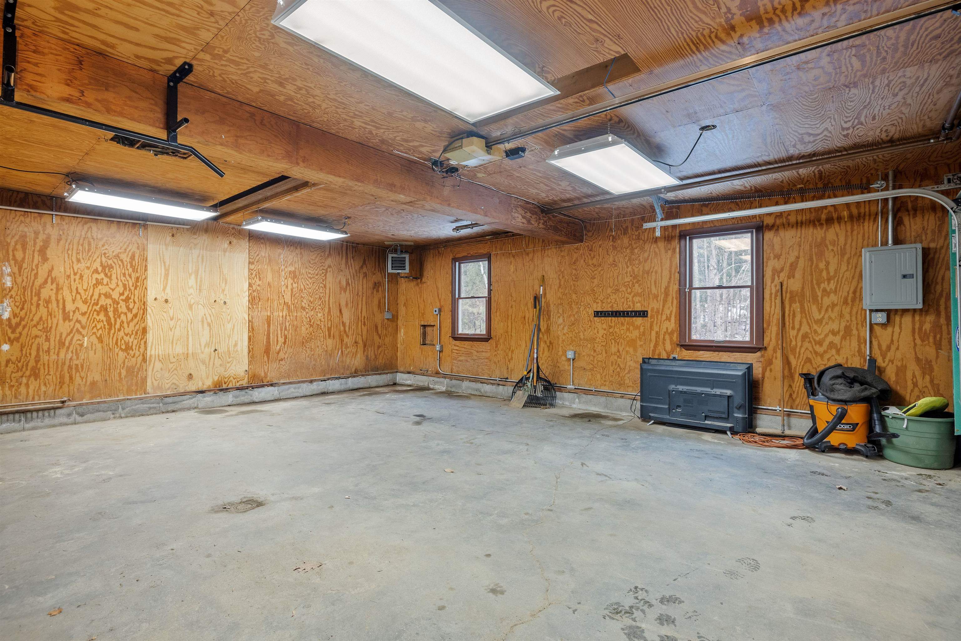 348 Catamount Road Pittsfield, NH 03263 - Photo 11 of 14