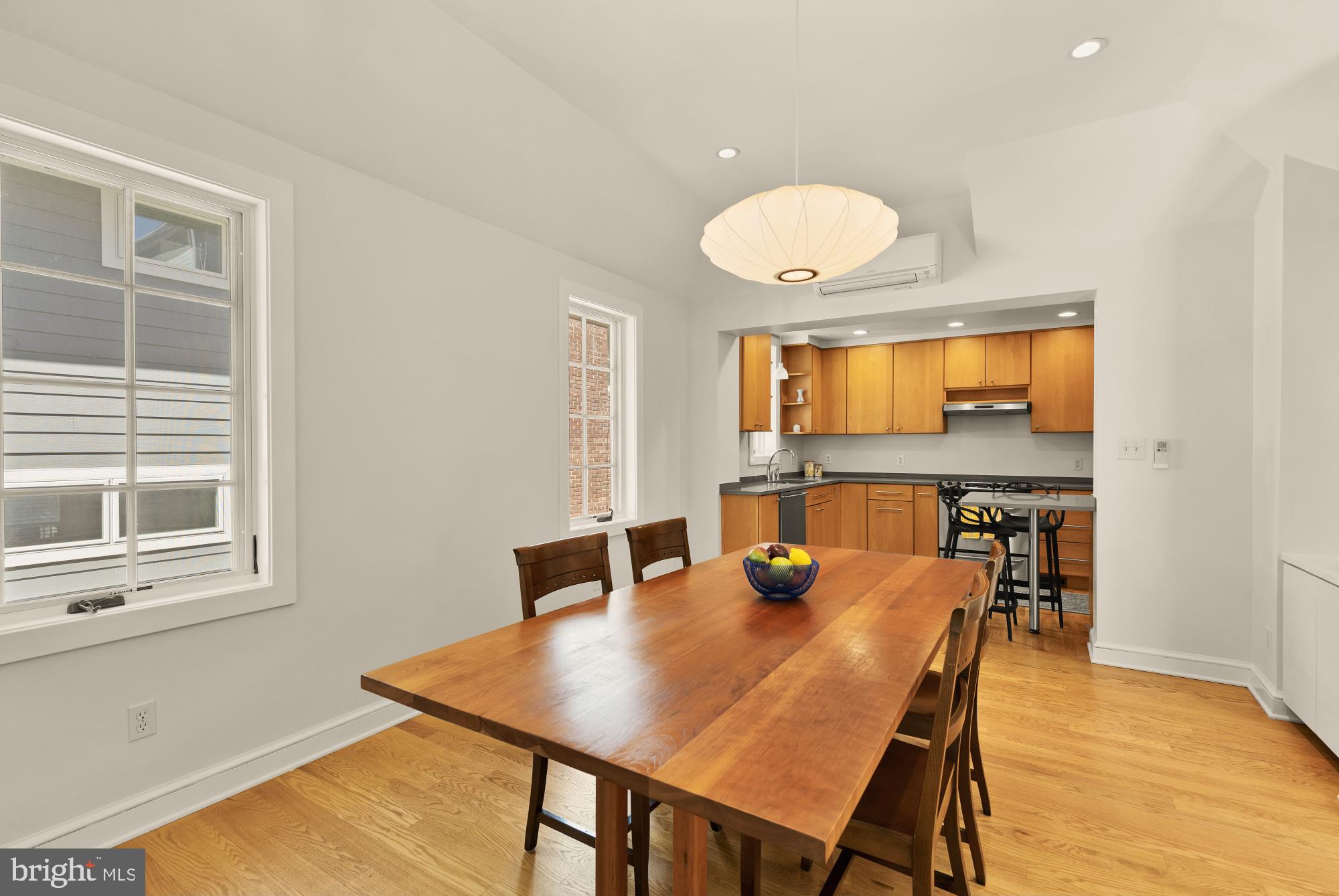 2108 Ross Road Silver Spring, MD 20910 - Photo 22 of 59