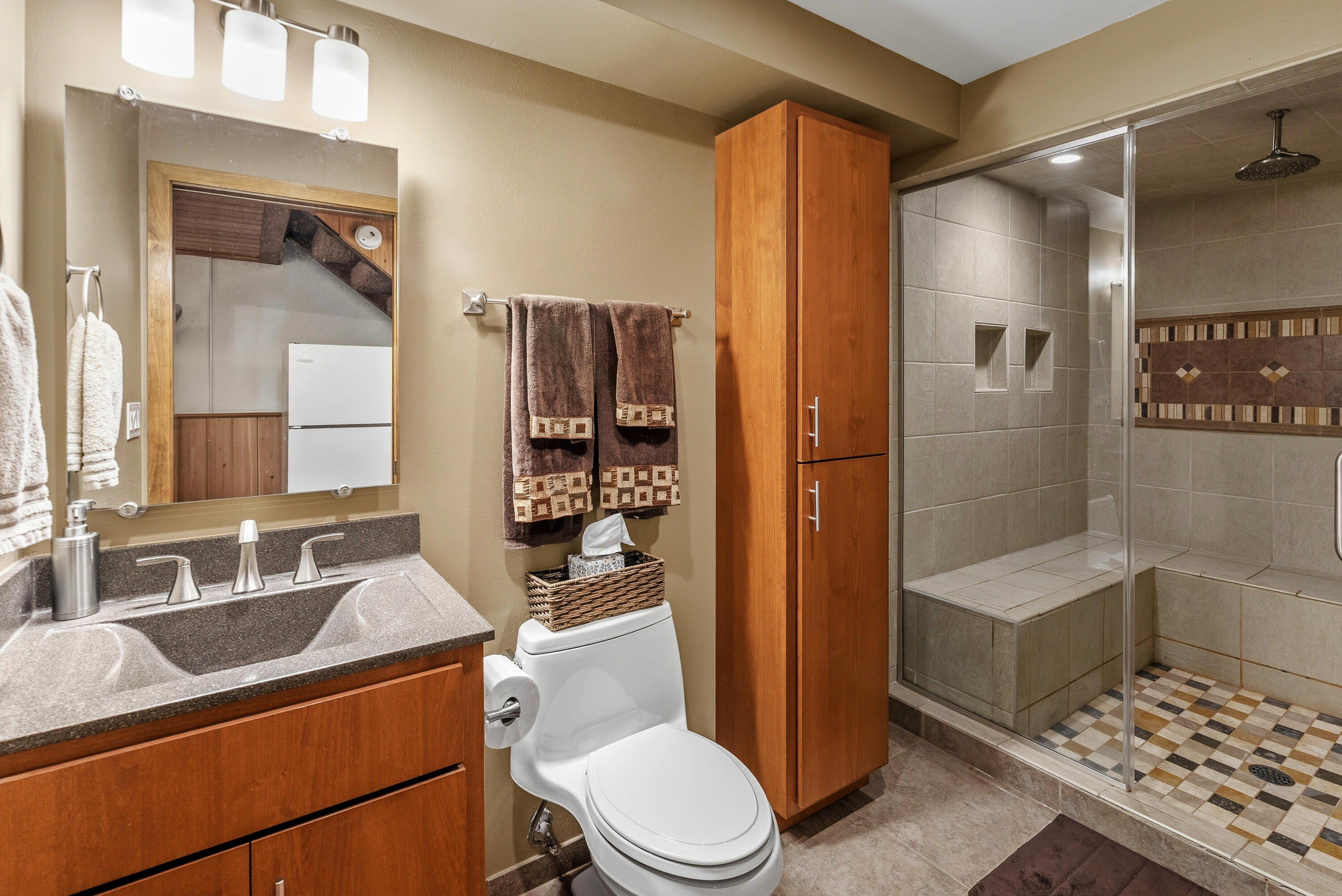 2953 Kettle Moraine Road Hartford, WI 53027 - Photo 24 of 58 Lower Level BA w/ Steam Shower