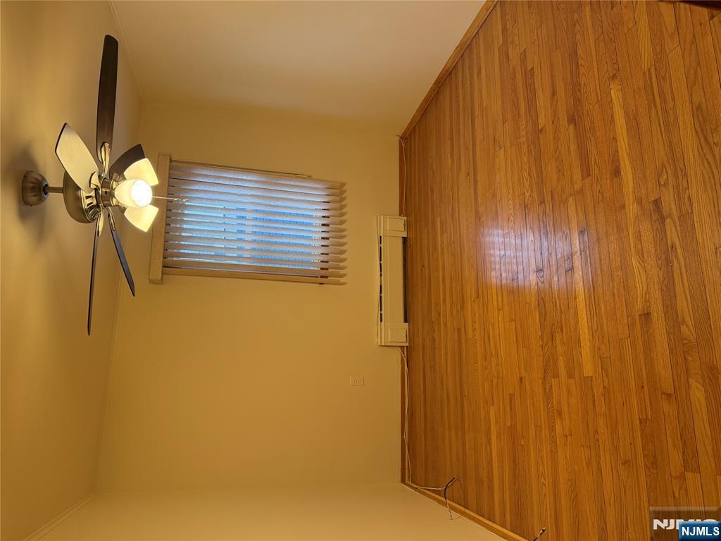 419 Elm Street, Unit 2 Kearny, NJ 07032 - Photo 5 of 8 a view of an ocean & stove
