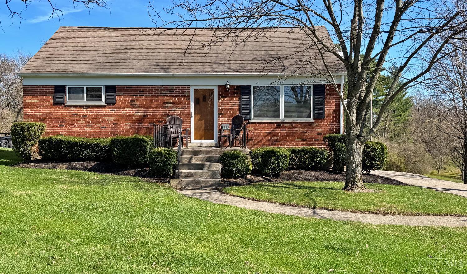 8442 Wuest Road Cincinnati, OH 45247 - Photo 2 of 29