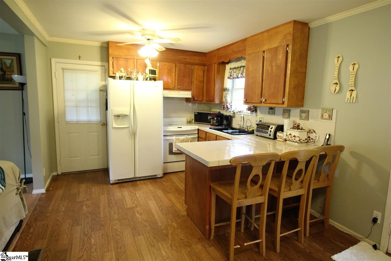 3219 Fork Shoals Road Simpsonville, SC 29680 - Photo 3 of 24