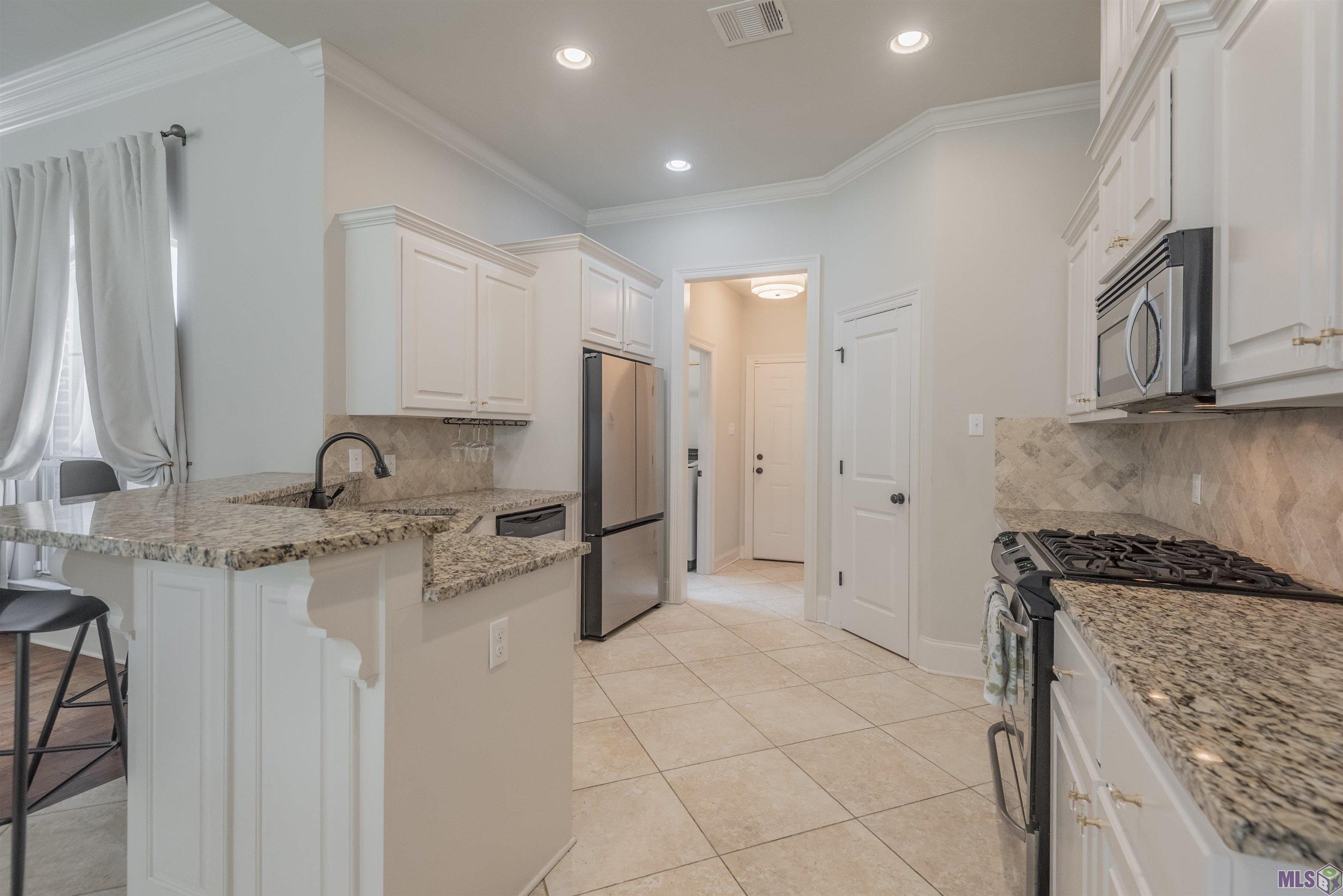 8316 Seville Court Baton Rouge, LA 70820 - Photo 6 of 21