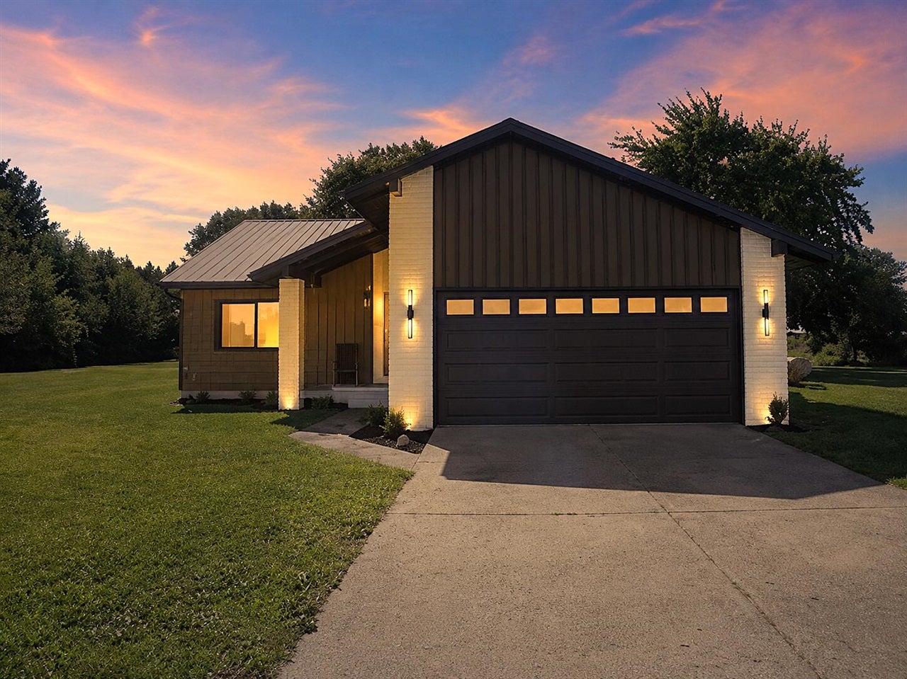13805 Riverside Drive Constantine, MI 49042 - Photo 1 of 55 Gallery Image 1