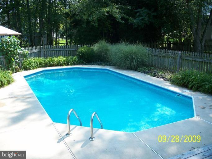 3811 Philadelphia Road Abingdon, MD 21009 - Photo 4 of 20 Swimming Pool