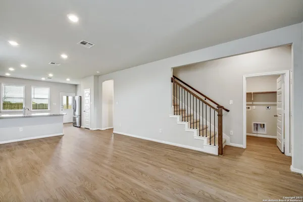 $1,825 | 5123 Longhorn River, Converse, TX 78109