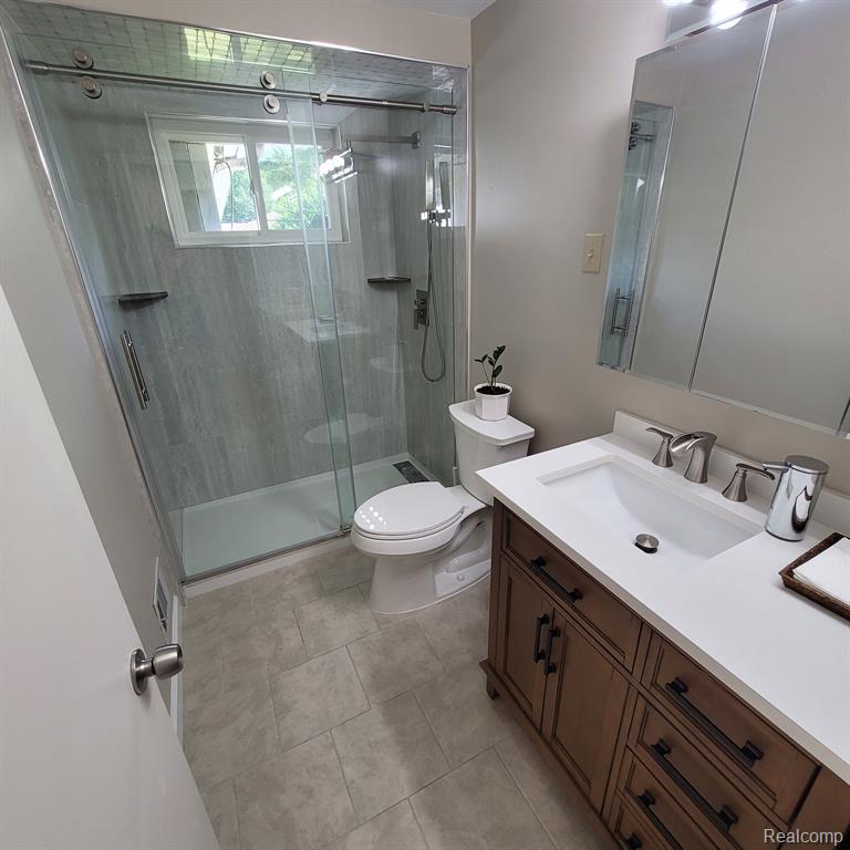 27803 West Nine Mile Road Farmington Hills, MI 48336 - Photo 5 of 5