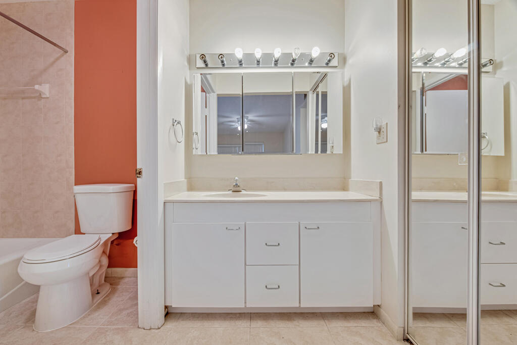 1327 High Point Way, Unit A Delray Beach, FL 33445 - Photo 26 of 36 DAL_7805