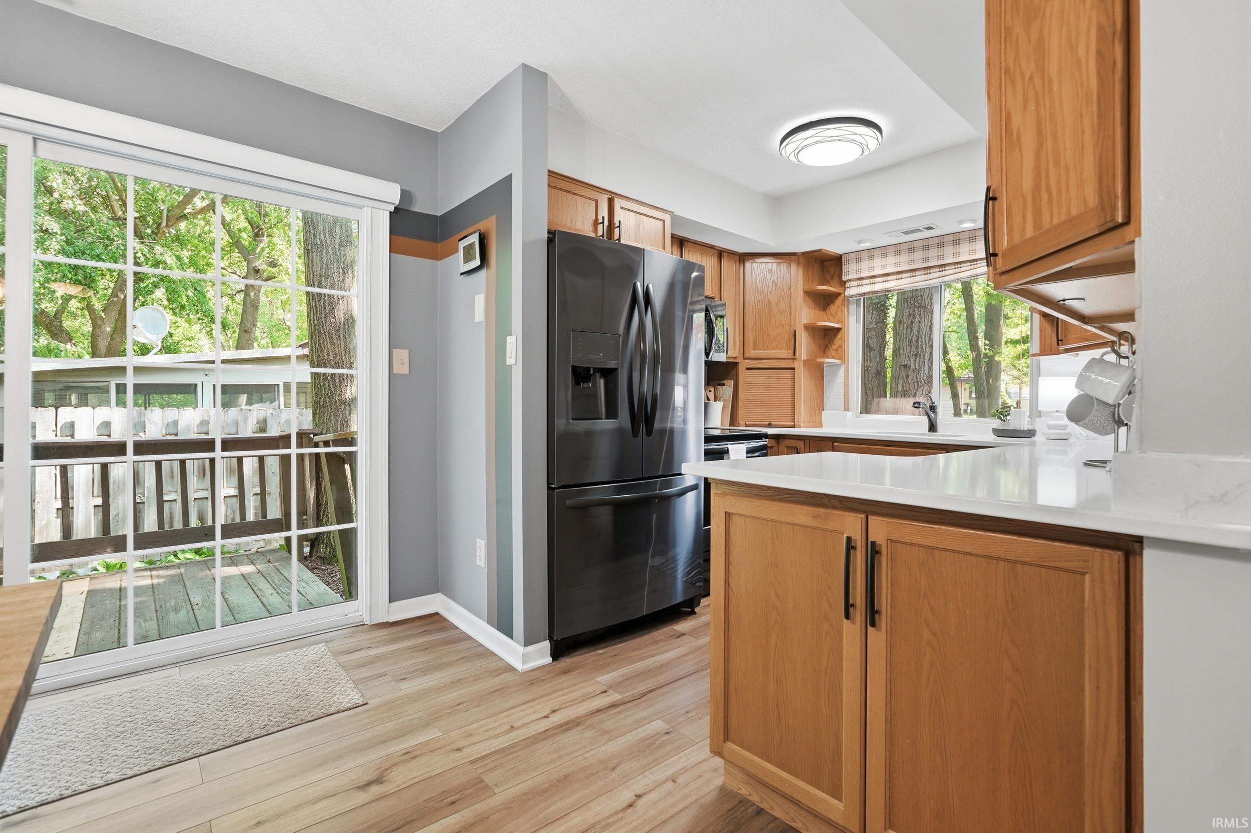 5038 Stellhorn Road Fort Wayne, IN 46815 - Photo 8 of 25