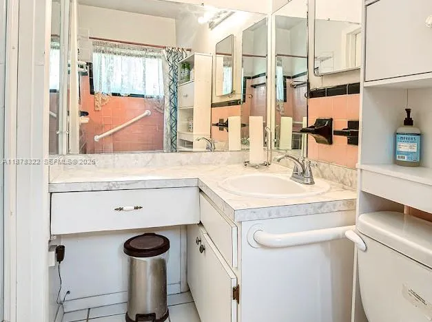 $560,000 | 3811 Northwest 174th Street, Miami Gardens, FL 33055