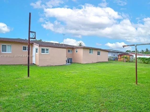 $560,000 | 3811 Northwest 174th Street, Miami Gardens, FL 33055