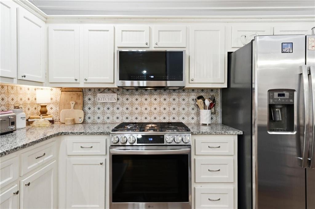 149 Hidden Creek Road Jasper, GA 30143 - Photo 13 of 60