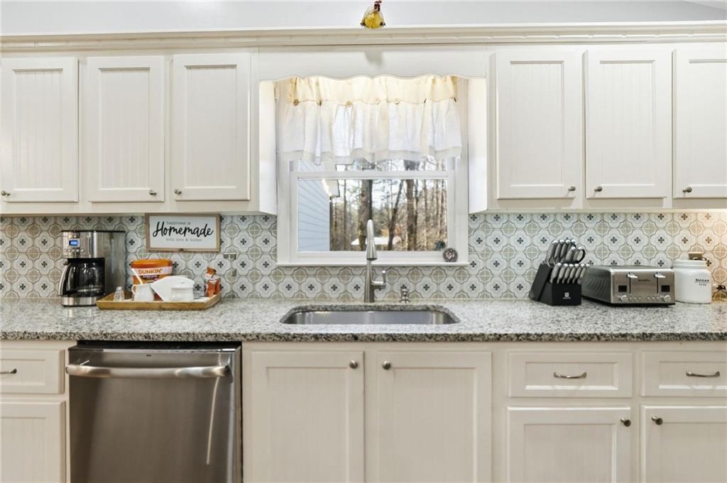 149 Hidden Creek Road Jasper, GA 30143 - Photo 14 of 60