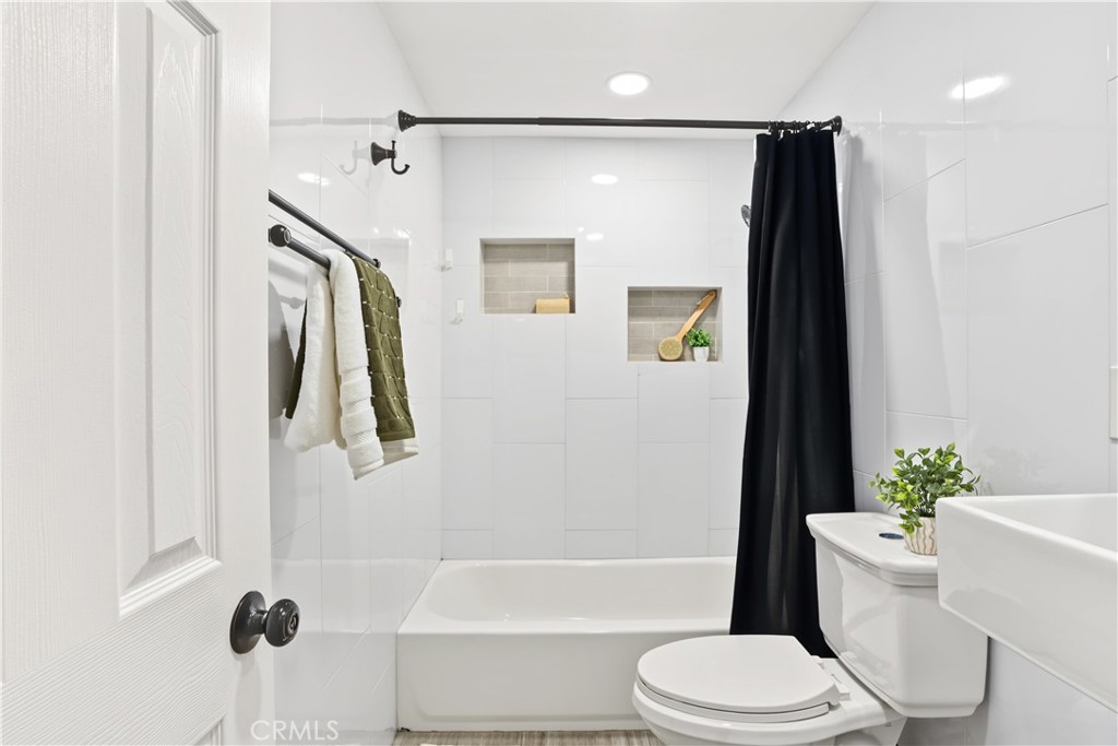 1118 Rumbold Street Gardena, CA 90248 - Photo 18 of 34 Gallery Image 18