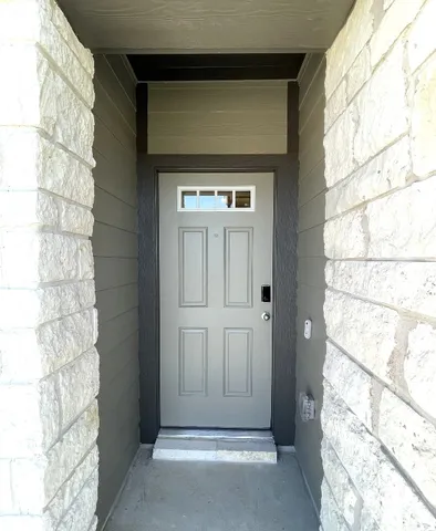 $2,095 | 4905 Stockton Lane, Del Valle, TX 78617