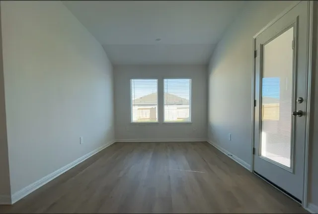 $2,095 | 4905 Stockton Lane, Del Valle, TX 78617