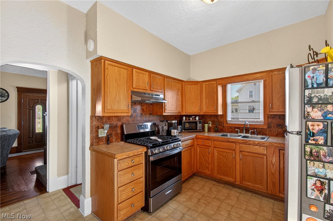 140 Smith Avenue Northwest Canton, OH 44708 - Photo 14 of 33