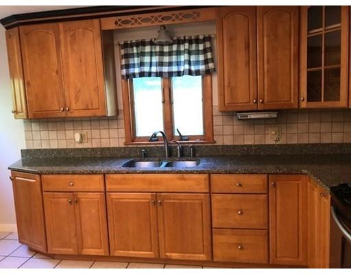 39 Lovett Road Oxford, MA 01540 - Photo 14 of 27 Gallery Image 14