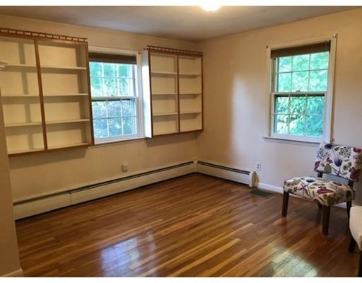 39 Lovett Road Oxford, MA 01540 - Photo 16 of 27 Gallery Image 16