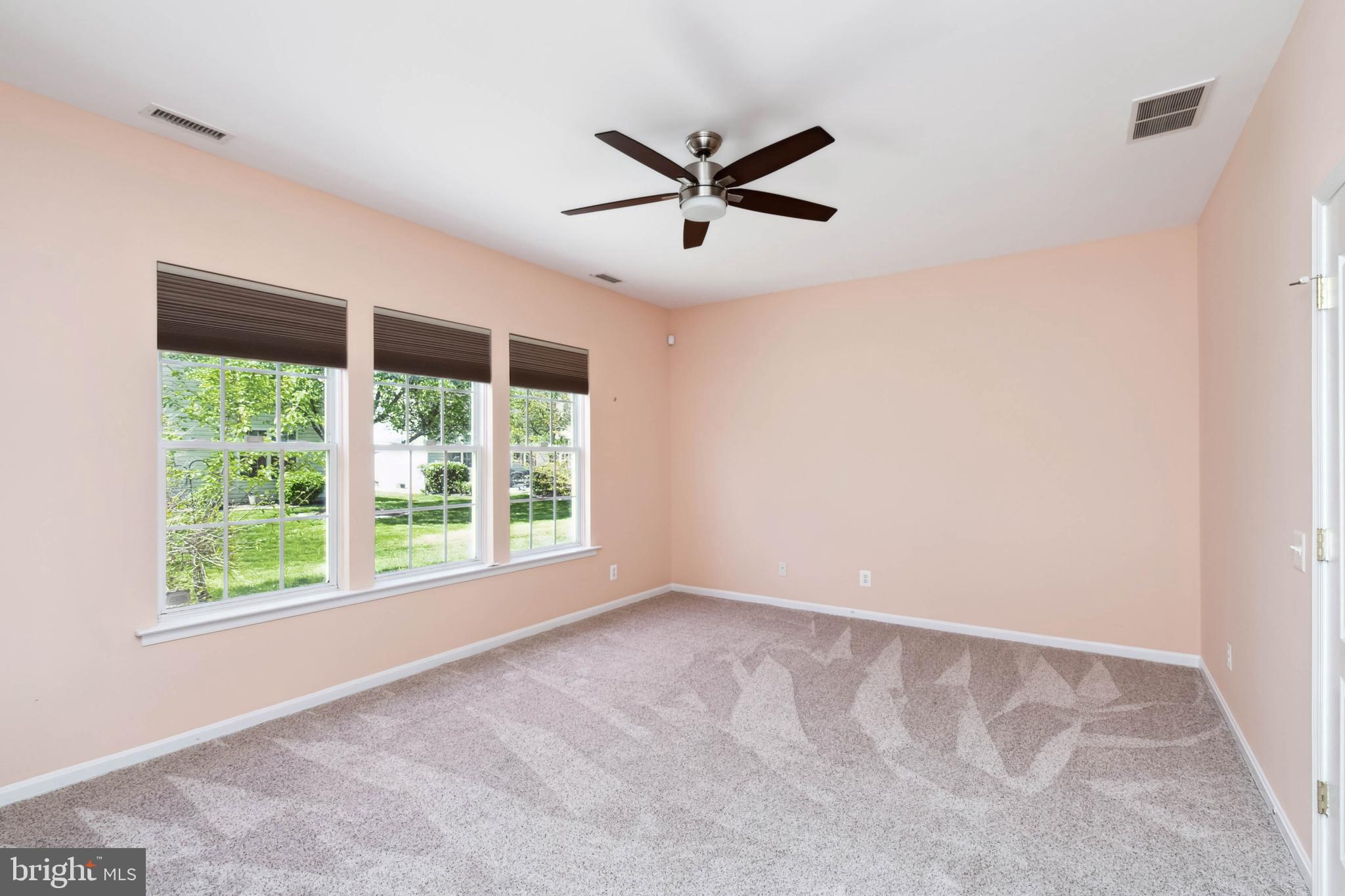 10 Harris Court Riverside, NJ 08075 - Photo 17 of 26