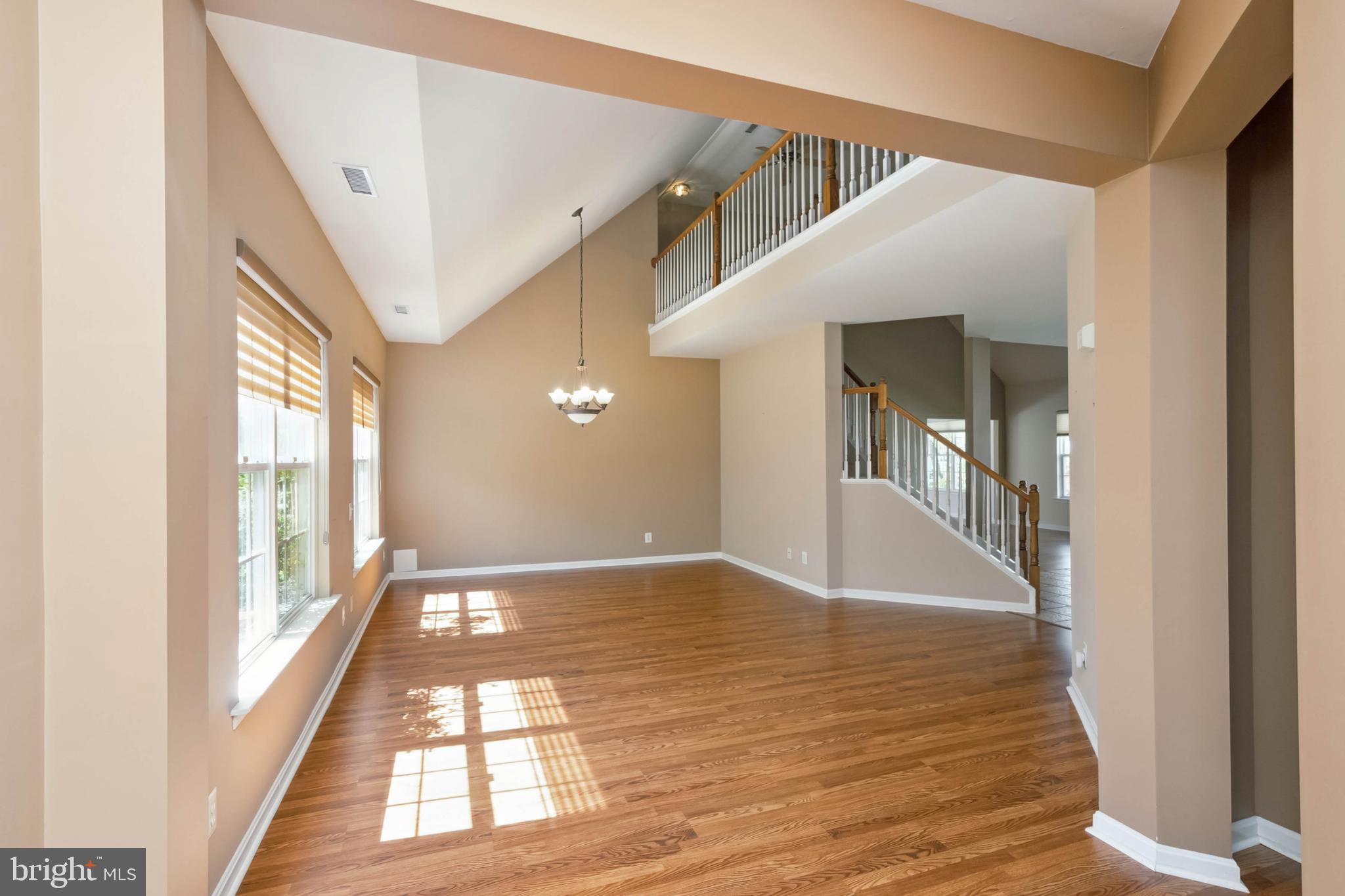 10 Harris Court Riverside, NJ 08075 - Photo 4 of 26