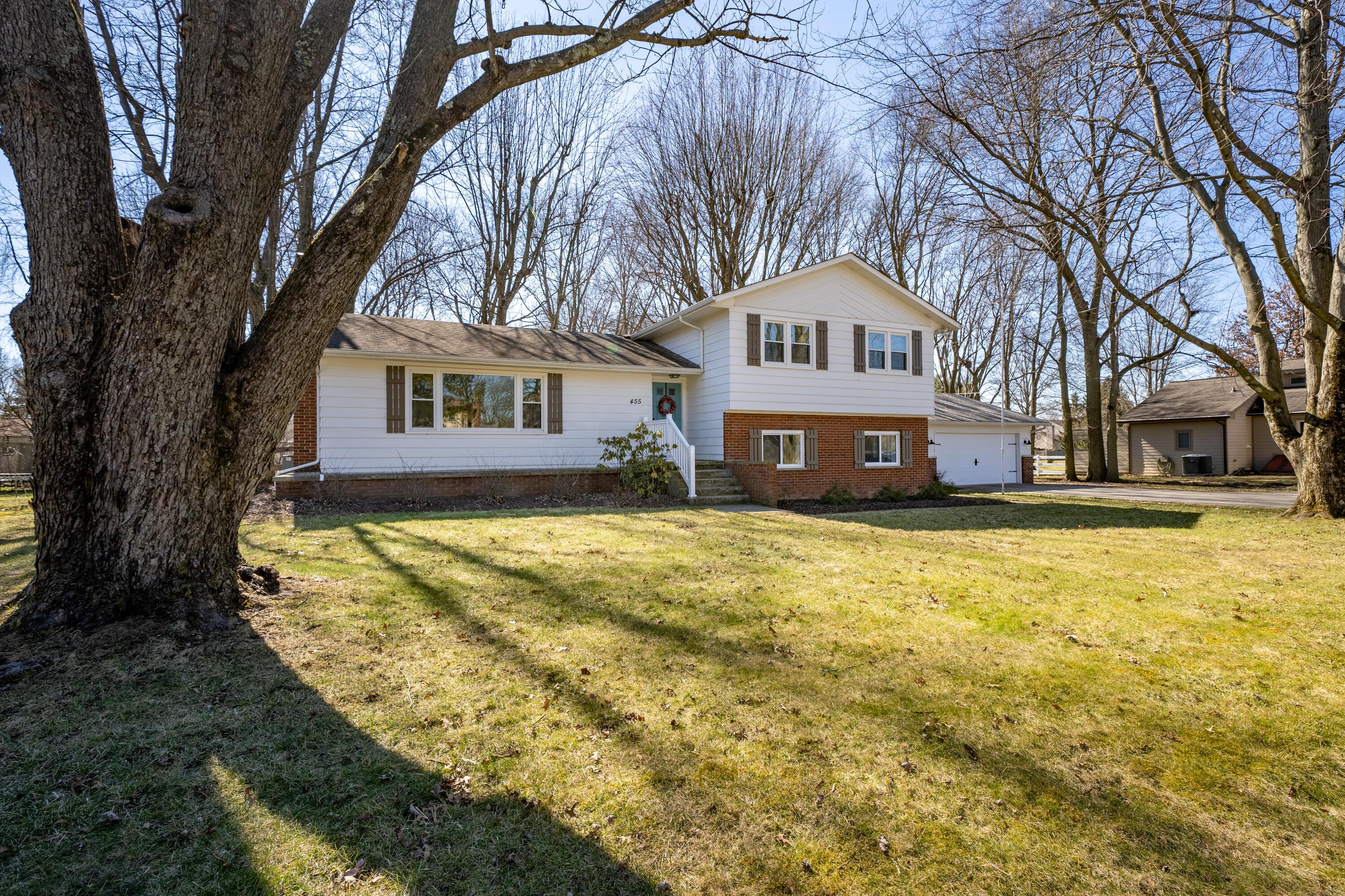 455 County Line Road Westerville, OH 43081 - Photo 3 of 55 Gallery Image 3