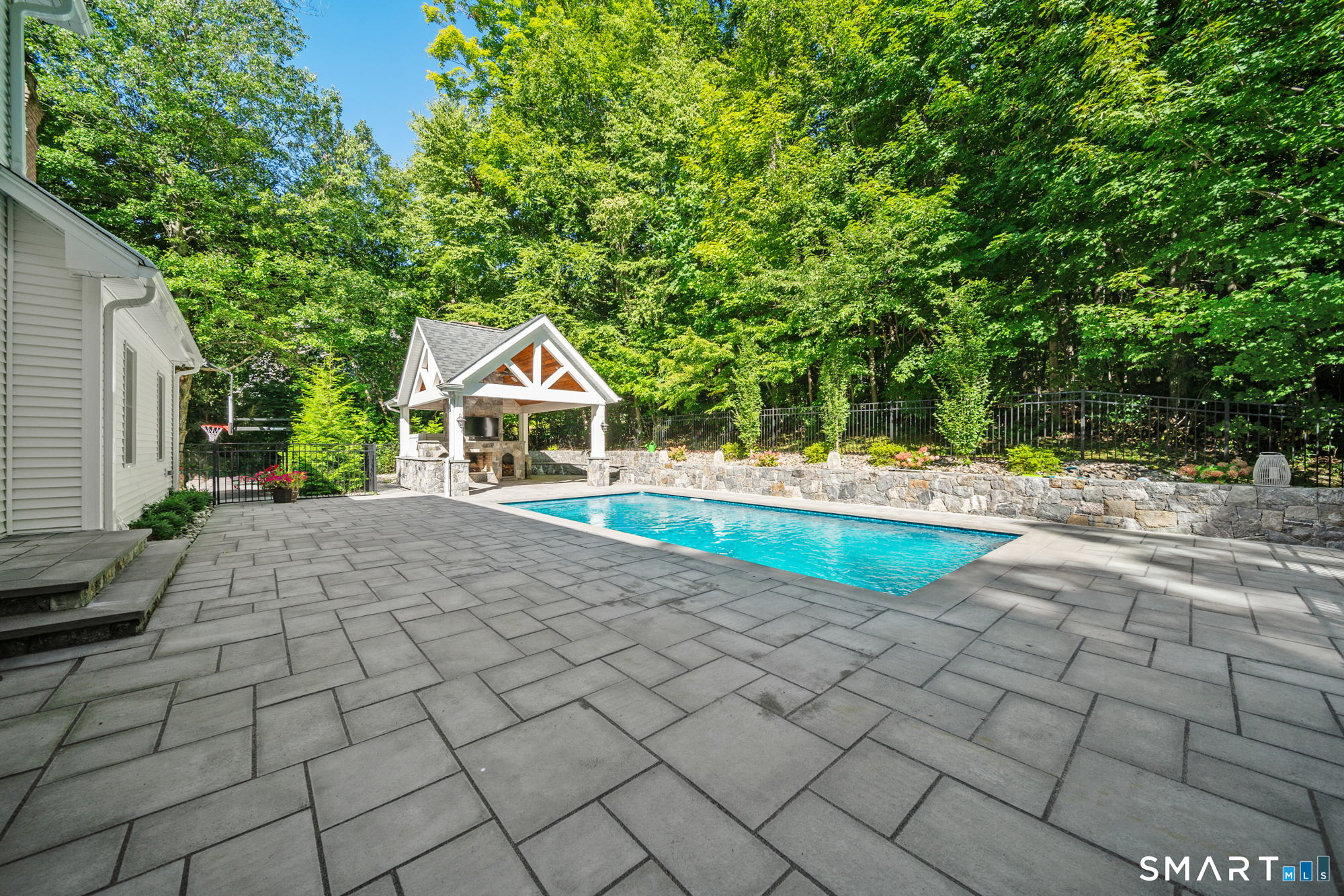 6 Little Valley Road Oxford, CT 06478 - Photo 8 of 32 Gallery Image 8