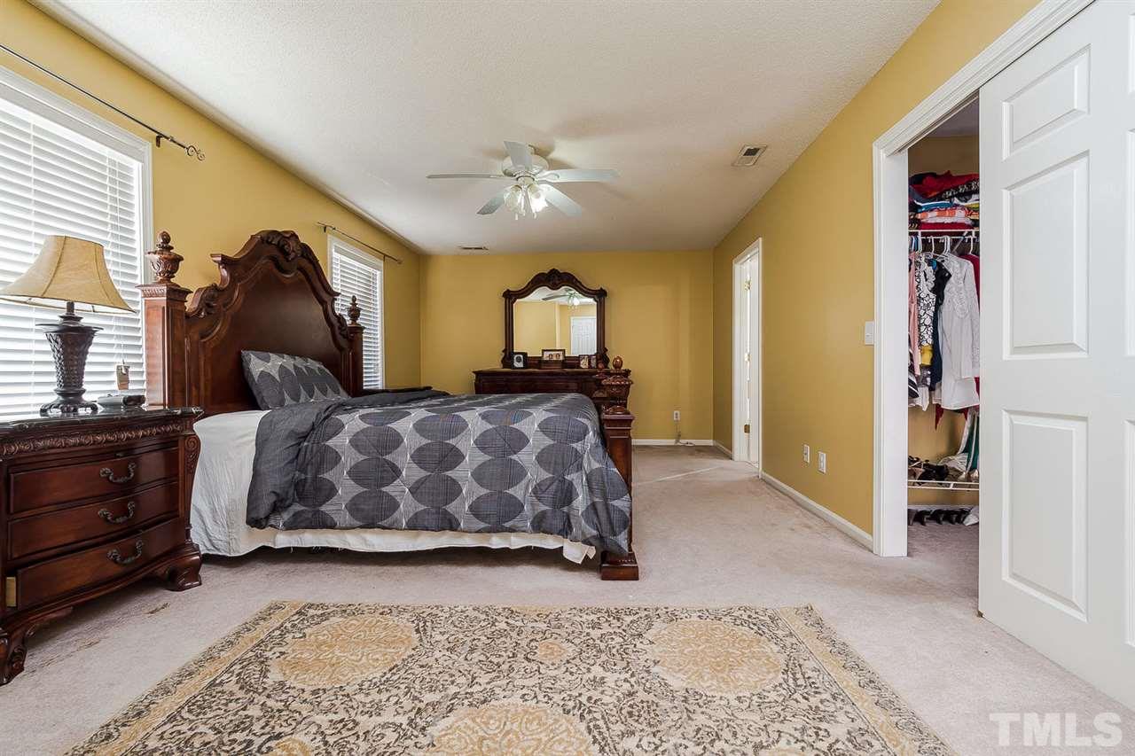 4353 Cardinal Grove Boulevard Raleigh, NC 27616 - Photo 16 of 25