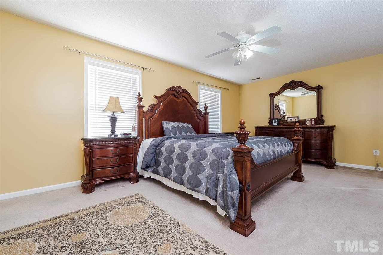 4353 Cardinal Grove Boulevard Raleigh, NC 27616 - Photo 17 of 25