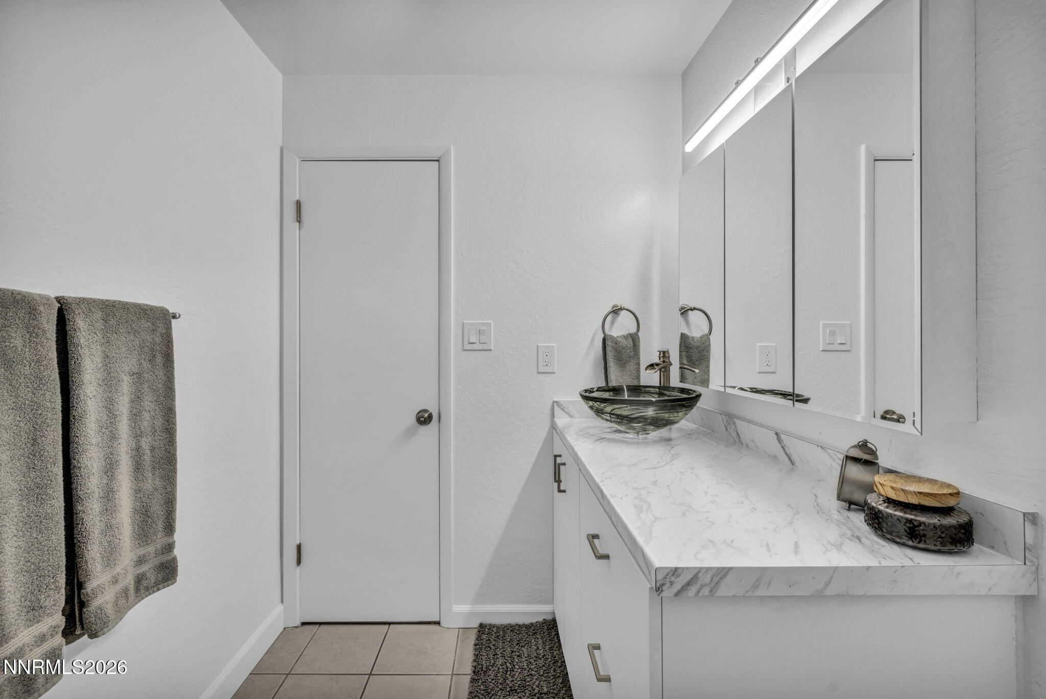 2300 Dickerson Road, Unit 11 Reno, NV 89503 - Photo 24 of 38 60-web-or-mls-2300-dickerson-rd-11