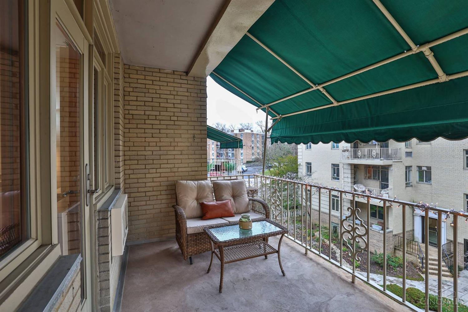 2378 Madison Road, Unit E3E Cincinnati, OH 45208 - Photo 21 of 41 Gallery Image 21