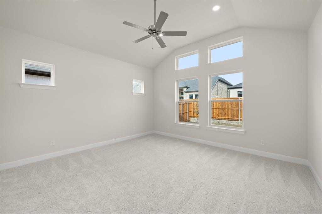 609 Bunchberry Street Justin, TX 76247 - Photo 19 of 30 609 Bunchberry- Primary Suite