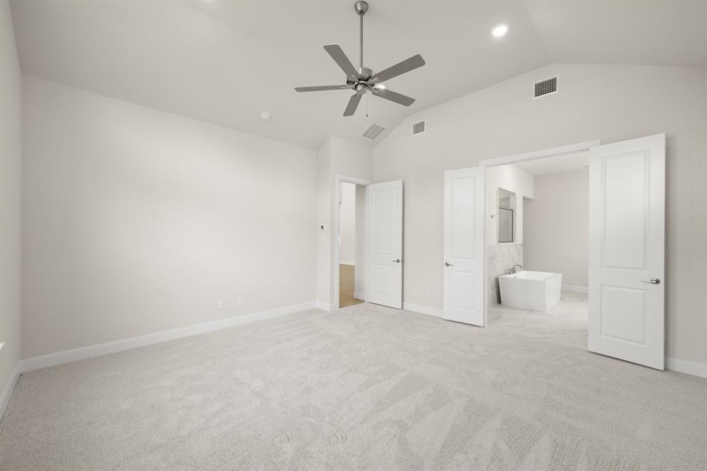 609 Bunchberry Street Justin, TX 76247 - Photo 20 of 30 609 Bunchberry- Primary Suite-2