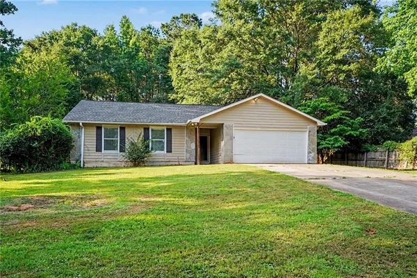 $269,900 | 2900 Rosecommons Drive, Hampton, GA 30228