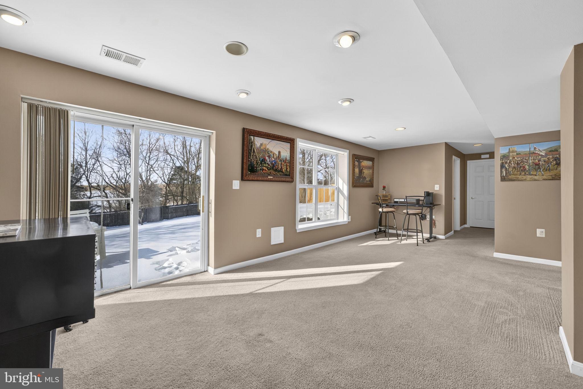 374 Rustling Leaf Place Kearneysville, WV 25430 - Photo 11 of 86