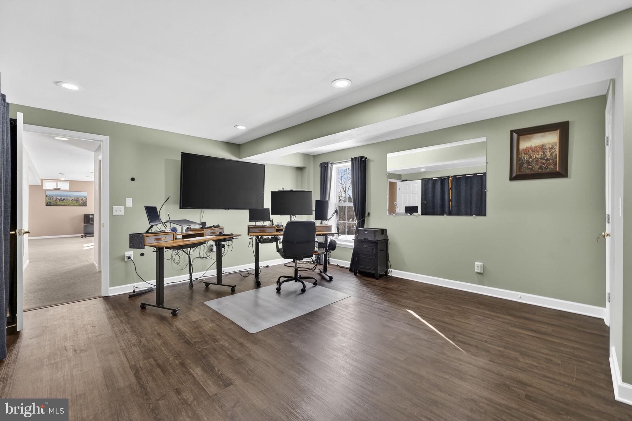 374 Rustling Leaf Place Kearneysville, WV 25430 - Photo 12 of 86