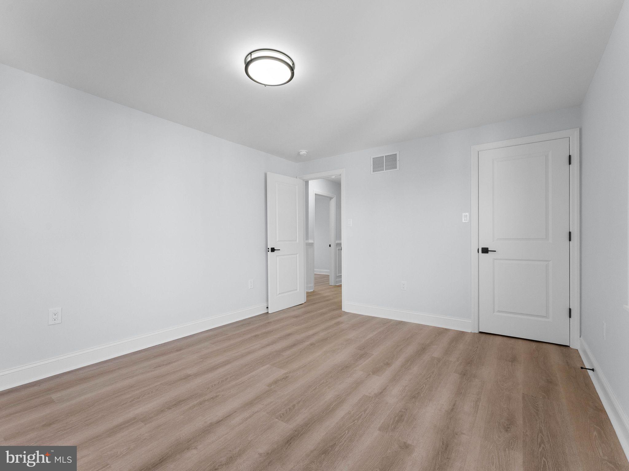 407 Chestnut Street Delran, NJ 08075 - Photo 24 of 39