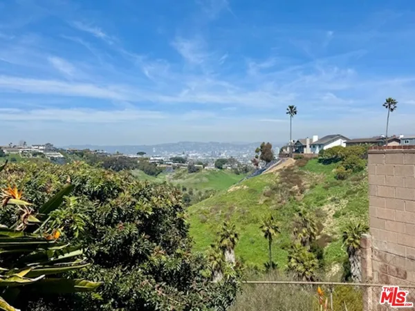 $6,800 | 4561 Don Felipe Drive, Los Angeles, CA 90008