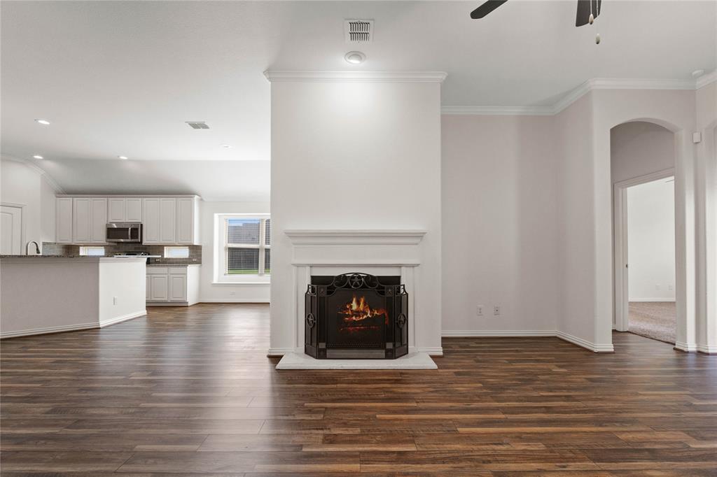 Spacious Living Room