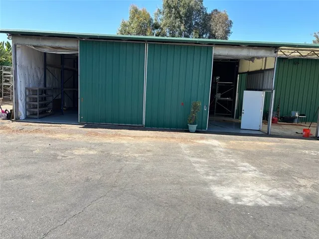 a view of an entrance to house