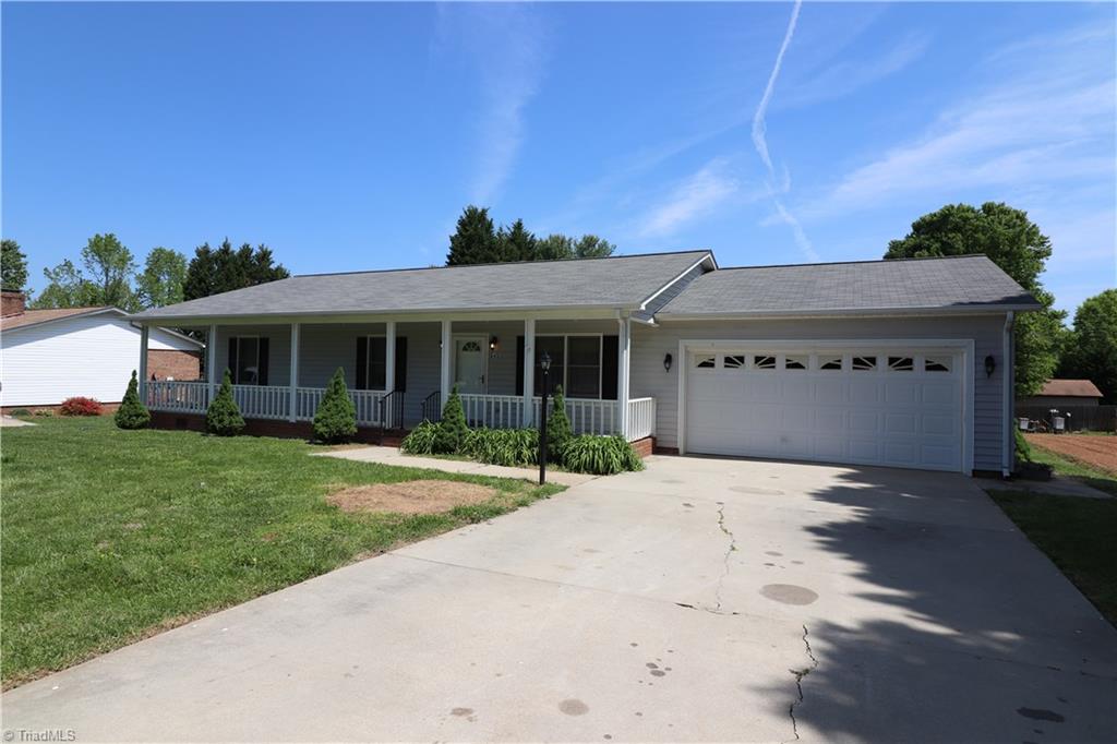 645 Lee Road Thomasville, NC 27360 - Photo 1 of 28 Gallery Image 1