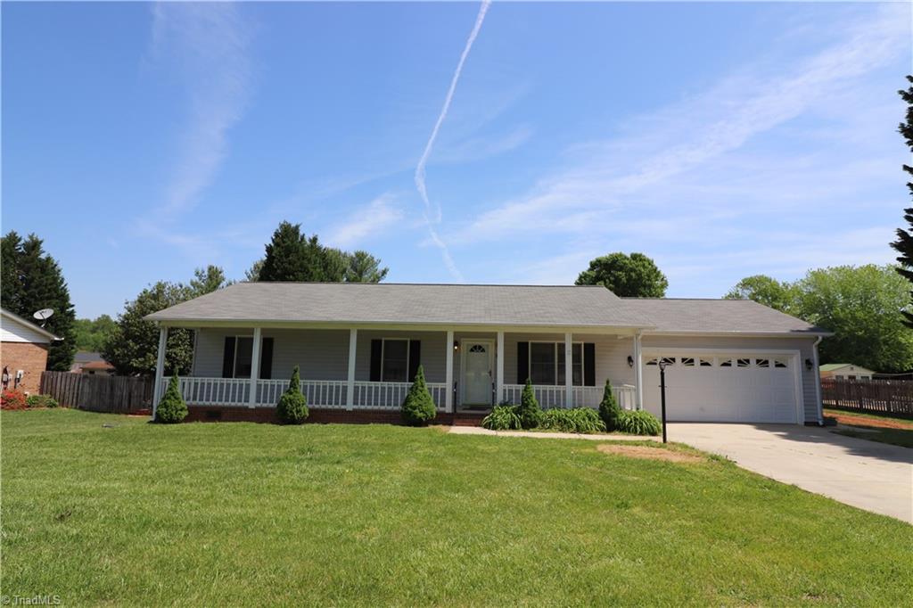 645 Lee Road Thomasville, NC 27360 - Photo 2 of 28 Gallery Image 2